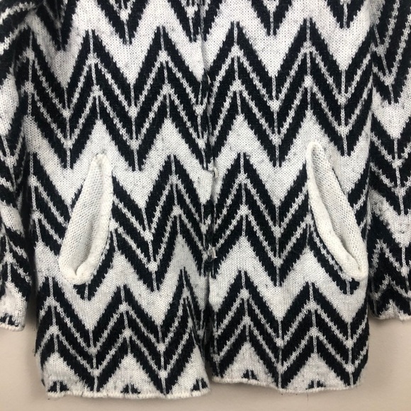 JOA Los Angeles Chevron Striped Snap Front Sweater - Picture 4 of 11